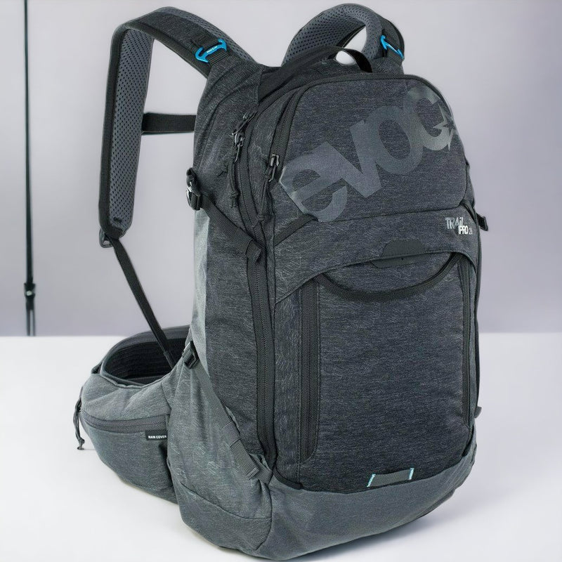 EX Display Evoc Trail Pro Protector Backpack 26L Light Olive / Carbon Grey - L / XL